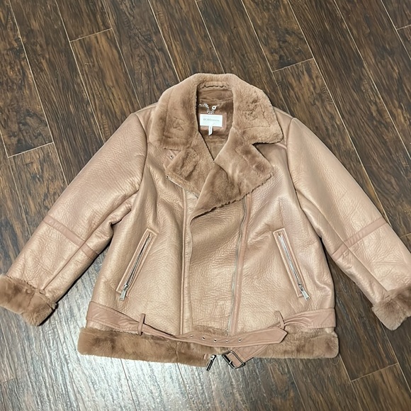 Bcbg fur lines jacket - Picture 2 of 3